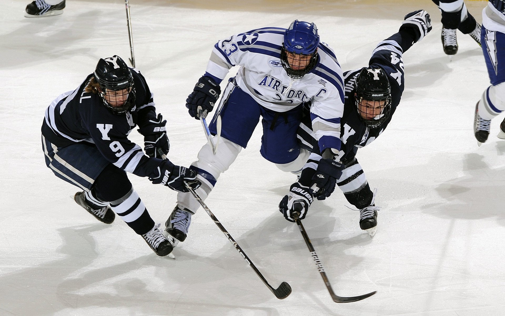 临场指挥展现教练智慧，临场指挥能力最好的教练