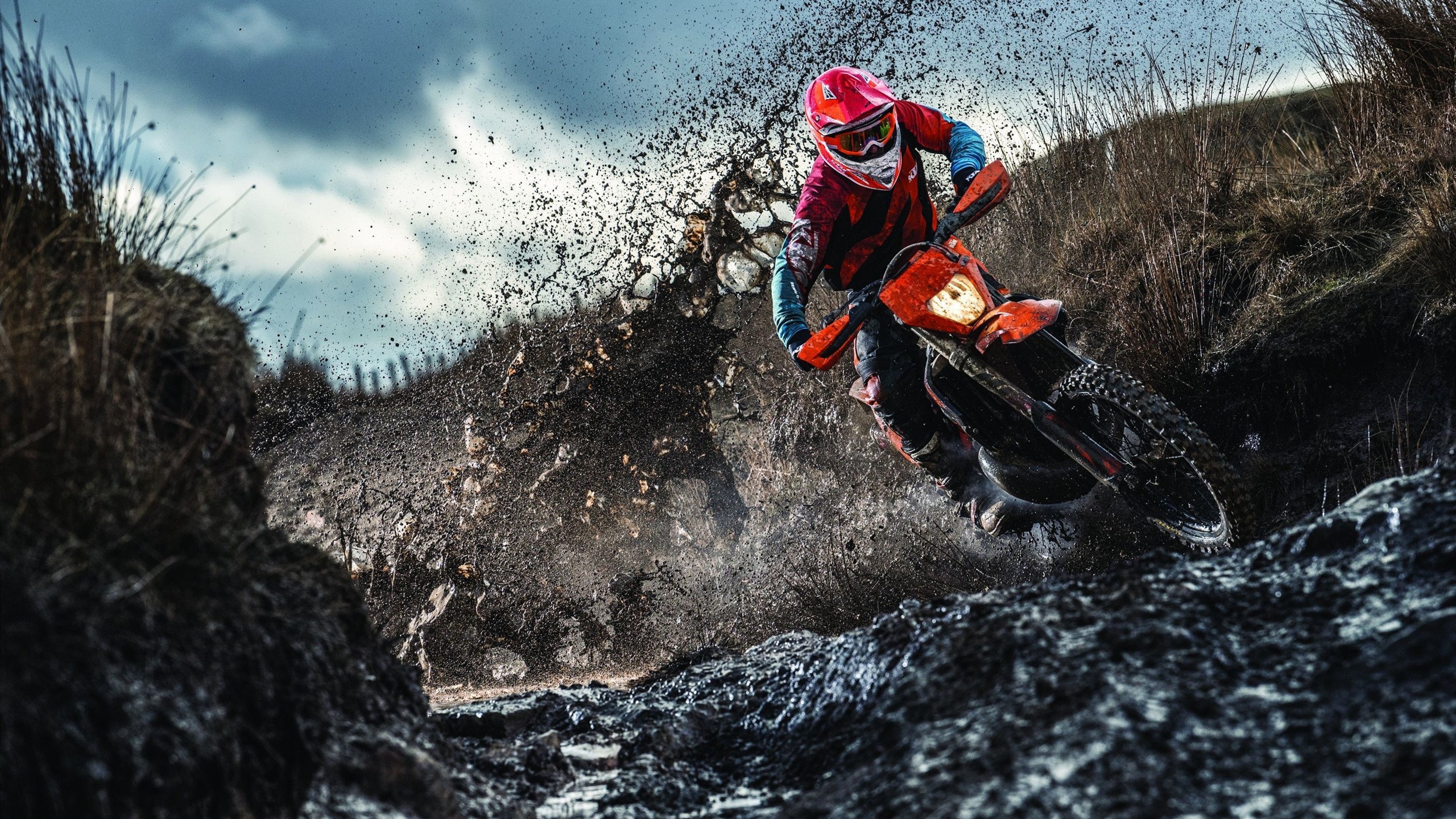 沉浸式直播技术成为未来主流，全球赛事带来身临其境体验，沉浸式直播原理